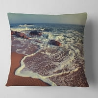 Дизайнарт разпенващи вълни целуващи широк плаж - морски бряг възглавница за хвърляне-18х18